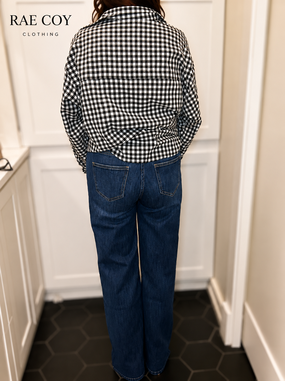 90s Straight Leg Raw Hem Jeans - Dark Wash