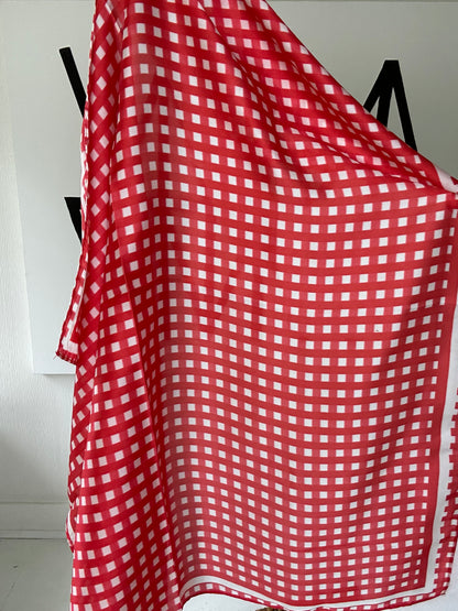 Red gingham silky feel scarf